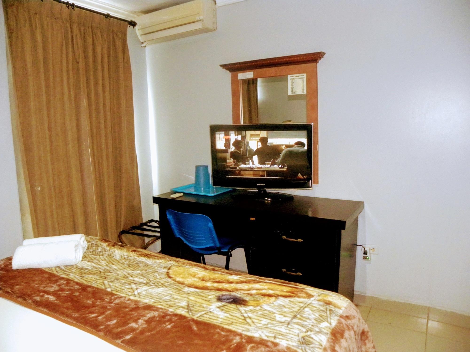 Meryland Hotel Colon Dış mekan fotoğraf