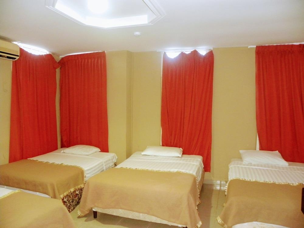 Meryland Hotel Colon Dış mekan fotoğraf
