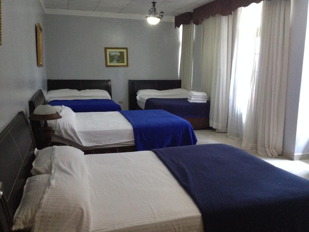 Meryland Hotel Colon Oda fotoğraf